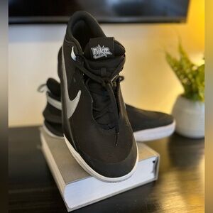 Nike Black Boys Sneakers